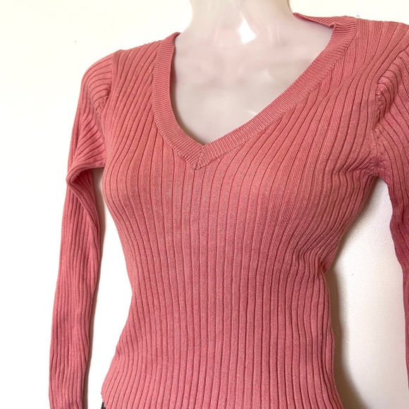 Pink Long Sleeve Top/Sweater Love & Liberty - Picture 2 of 4